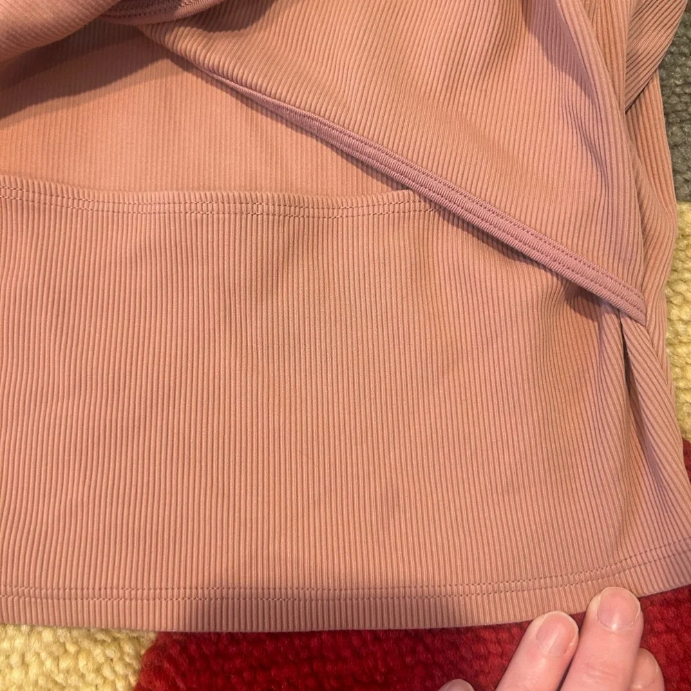 Athleta Powervita Ribbed Twist Back Tank Top Cropped Spaghetti Straps Pink M